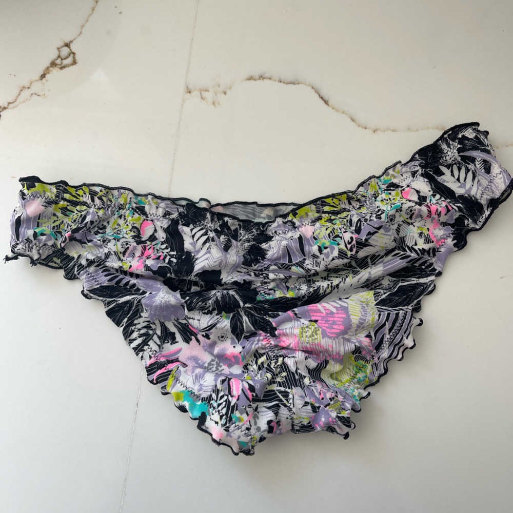Victoria's Secret Floral Print Bikini Bottoms in Mint, Black, Pink - Picture 2 of 3